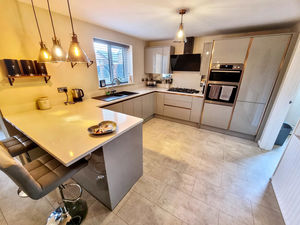 Photo 11- click for photo gallery